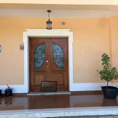 度假居 Luxury Escape In The Countryside 塔维拉